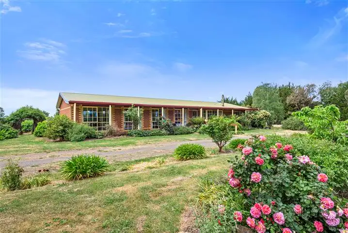 56 Alisons Road, Drummond North VIC 3446