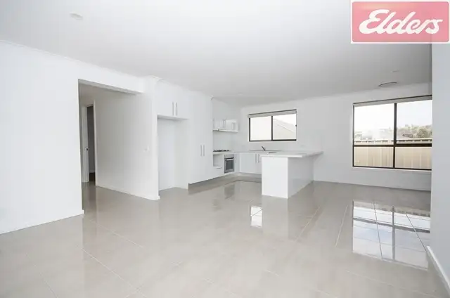 Fifth view of Homely house listing, 33 Whistler Concourse, Wodonga VIC 3690