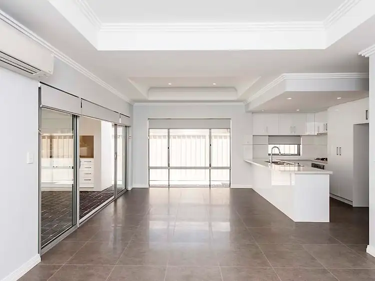 14B Parsons Street, Embleton WA 6062