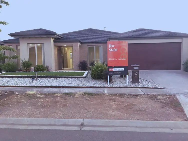 54 Barchester Avenue, Truganina VIC 3029
