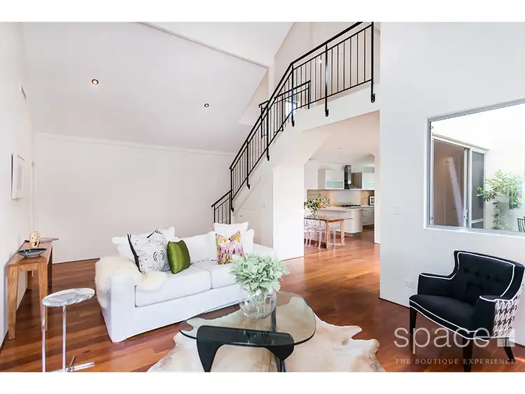 14A Mengler Avenue, Claremont WA 6010
