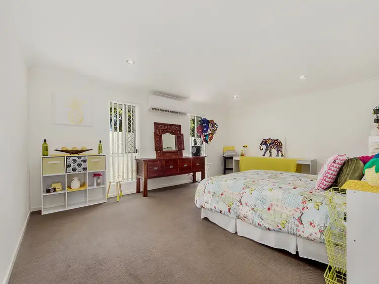 Sixth view of Homely house listing, 72 LITTLEFORD CIRCUIT, Bundamba QLD 4304