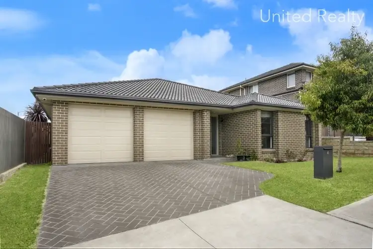 4 Elevon Street, Middleton Grange NSW 2171