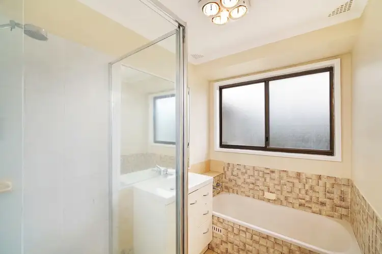 Sixth view of Homely house listing, 2 Parkview Place, Bateau Bay NSW 2261