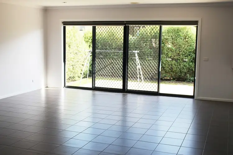 Fifth view of Homely house listing, 1/33 Lakeviews Circuit, Yarrawonga VIC 3730