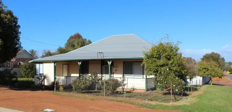 36-38 Gairdner St, Northam WA 6401