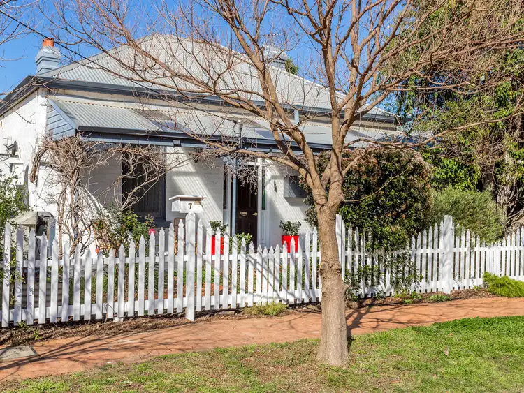 7 Martha Street, Guildford WA 6055