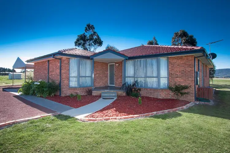 349 Kilmore Rd, Gisborne VIC 3437