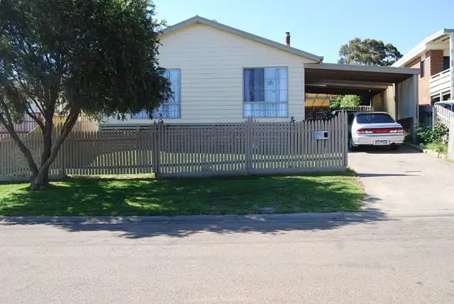 31 West Crescent, Lakes Entrance VIC 3909