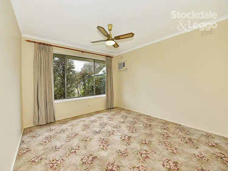Sixth view of Homely house listing, 3 Dolphin Court, Gladstone Park VIC 3043