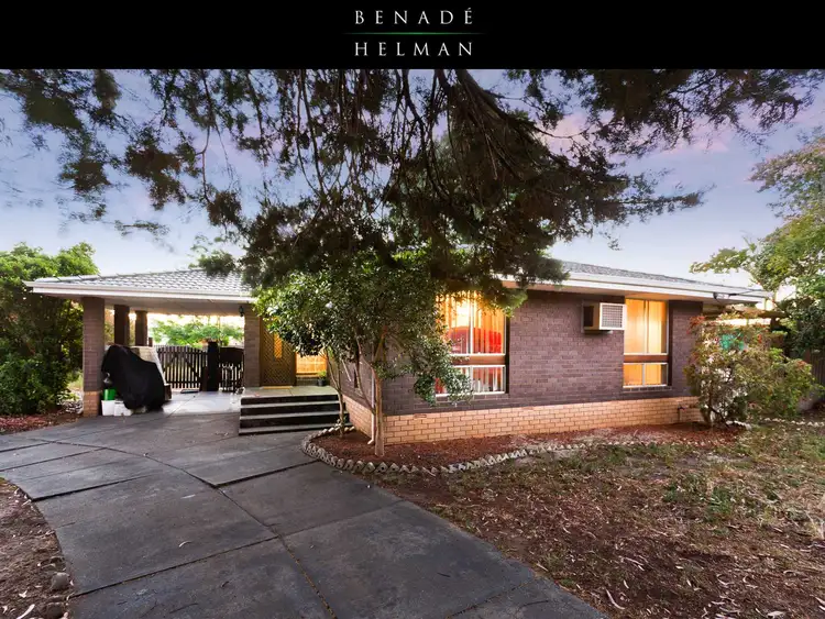 27 Gladstone Rd, Armadale WA 6112