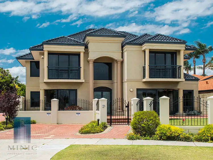 1/168 Melville Parade, Como WA 6152