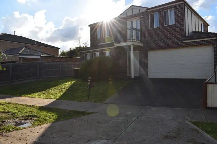 24 Waratah Drive