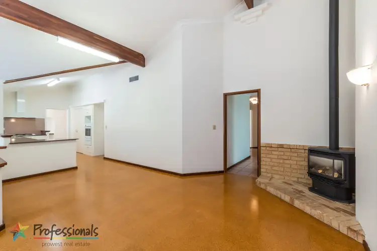 Sixth view of Homely house listing, 4 Polo Close, Willetton WA 6155