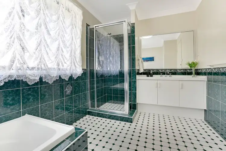 Fourth view of Homely house listing, 20 Carlon Crescent, Farmborough Heights NSW 2526
