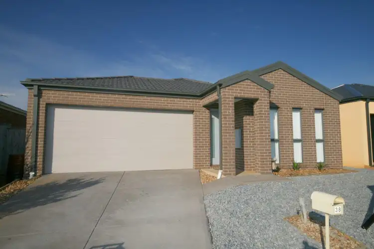 38 Larson Avenue, Tarneit VIC 3029