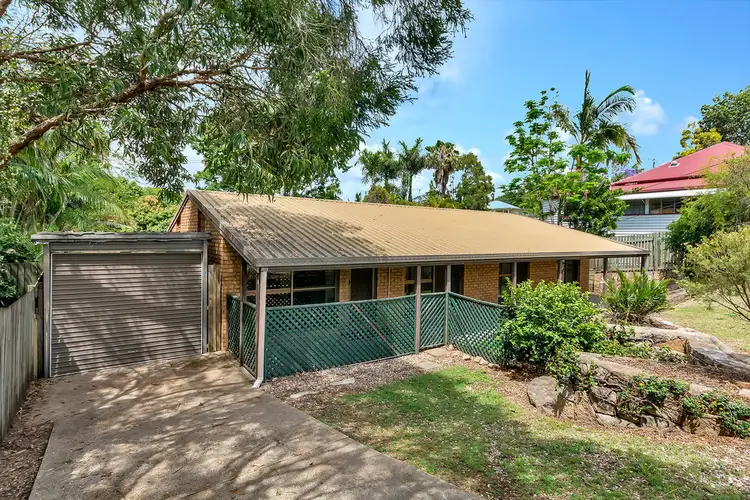 201 Blackstone Road, Silkstone QLD 4304