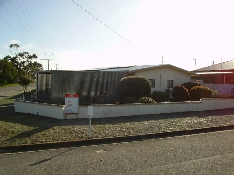 25 Wibberley St, Tumby Bay SA 5605