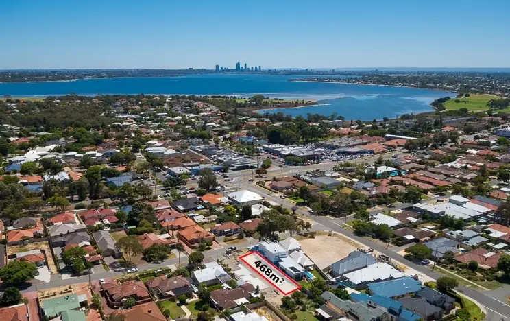 40B Holman St, Melville WA 6156