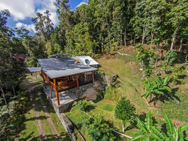43 Spurwood Road COW BAY, Daintree QLD 4873