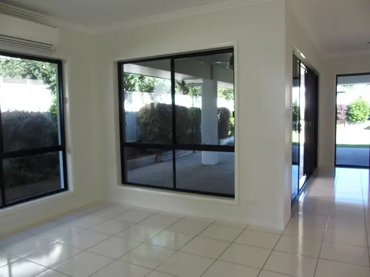Fourth view of Homely house listing, 1/17 Morgan Pl, Emerald QLD 4720