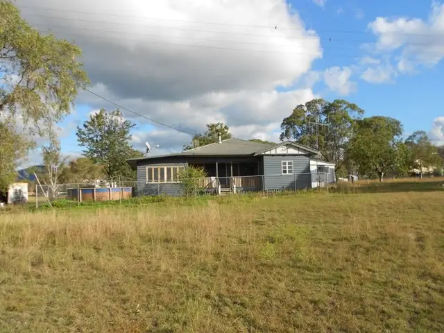 210 Oakview Rd, Oakview QLD 4600