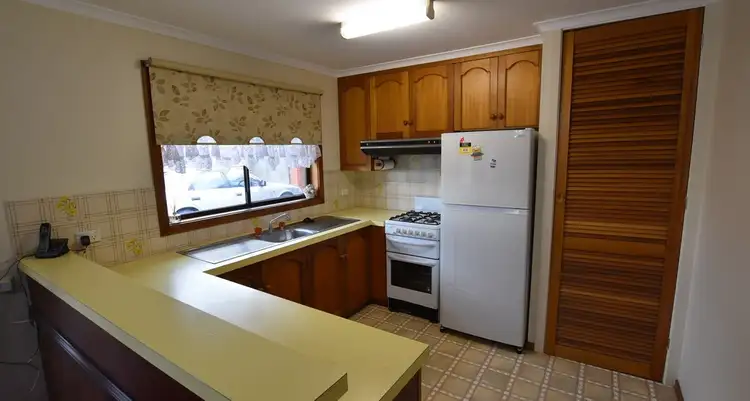 Fourth view of Homely unit listing, 2/2 Evelyn Street, Moe VIC 3825