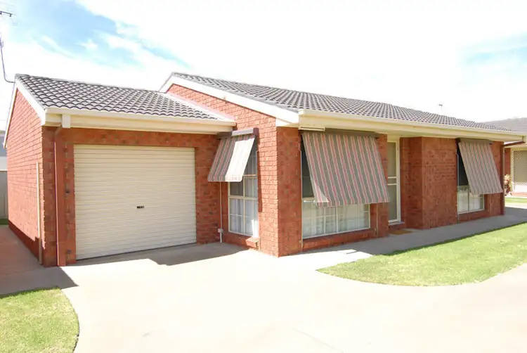 Main view of Homely townhouse listing, 2/282 WICK STREET, Deniliquin NSW 2710