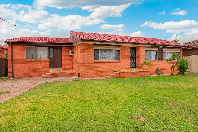 9 Coolatai Crescent, Bossley Park NSW 2176