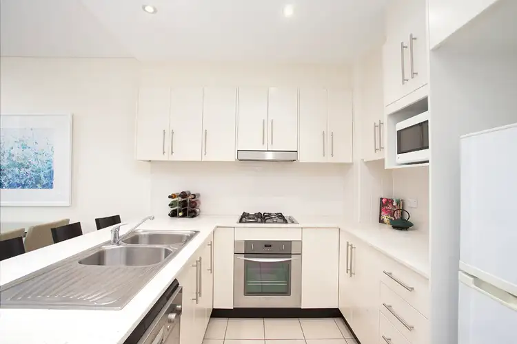 Second view of Homely unit listing, 8/10 Oaks Avenue, Dee Why NSW 2099