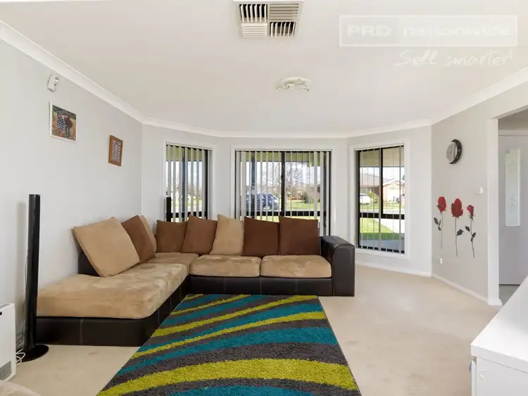Fifth view of Homely house listing, 10 Woomera Place, Glenfield Park NSW 2650