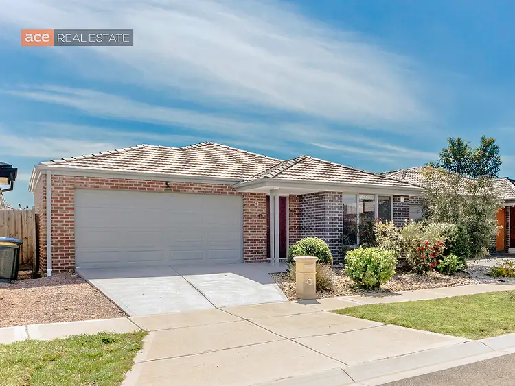 Second view of Homely house listing, 24 Cutleaf Crescent, Tarneit VIC 3029