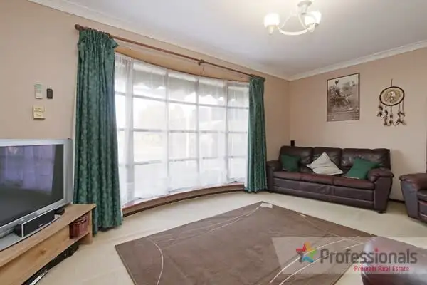 Fourth view of Homely house listing, 28 Romney Way, Parkwood WA 6147