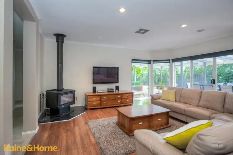 Fifth view of Homely house listing, 30 Palomino Drive, Sunbury VIC 3429