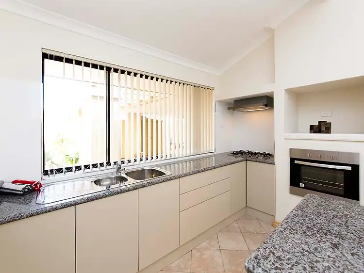 Fifth view of Homely house listing, 6 Tarra Close, Clarkson WA 6030