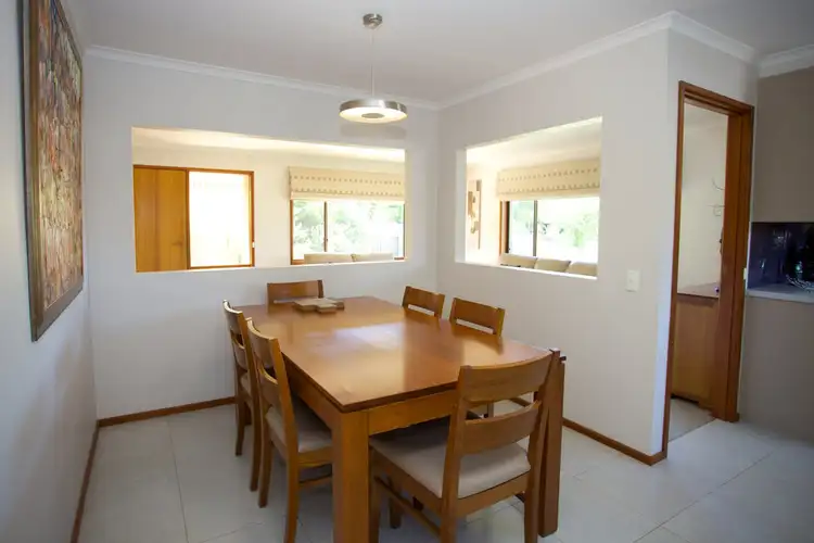Fifth view of Homely house listing, 5 Oak Court, Horsham VIC 3400