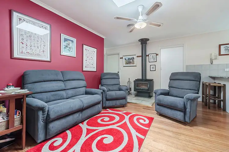 Sixth view of Homely house listing, 31 Craigieburn Road, Craigieburn VIC 3064