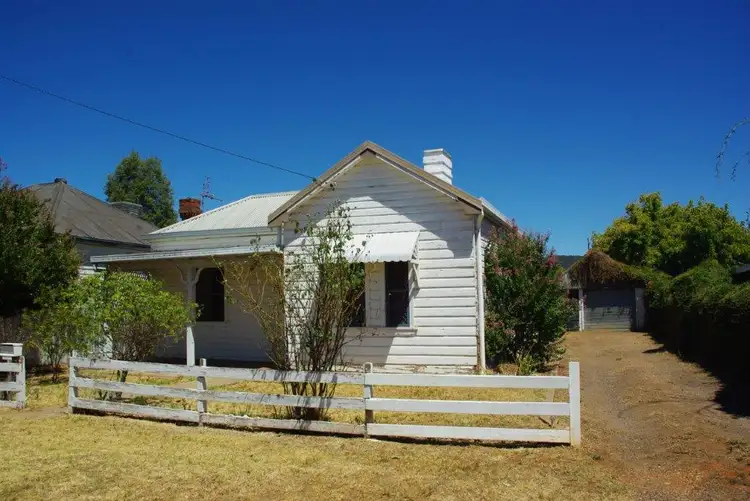 Main view of Homely house listing, 33 Arthur Street, Wellington NSW 2820