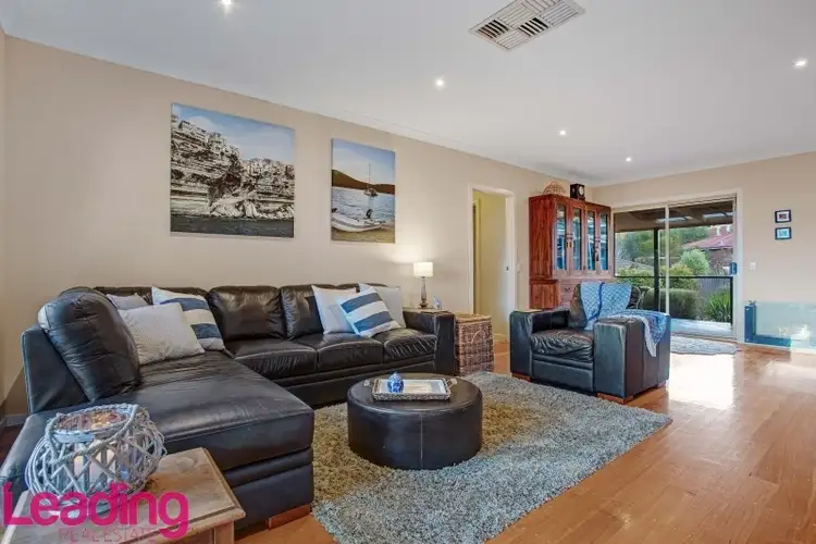 Fifth view of Homely house listing, 52 Heatherbrae Crescent, Sunbury VIC 3429