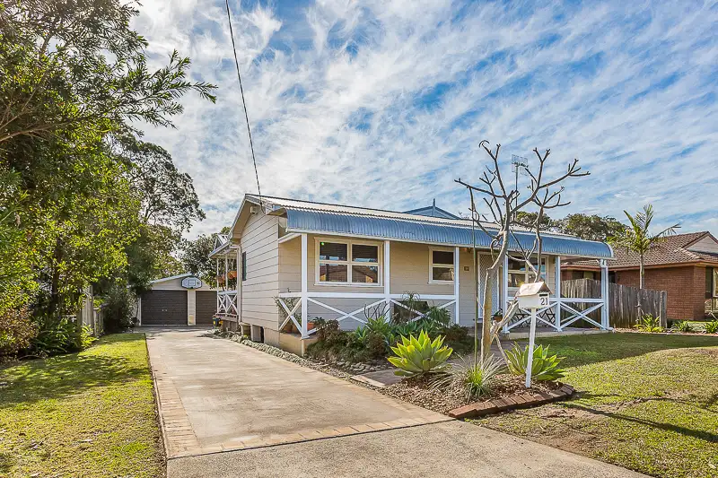Main view of Homely house listing, 21 Ourringo Avenue, Lake Haven NSW 2263
