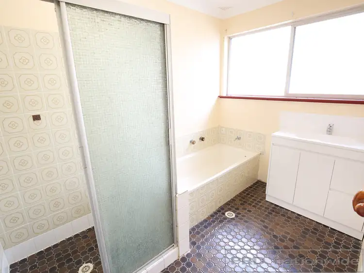 Sixth view of Homely house listing, 2 Parker Close, Thornton NSW 2322