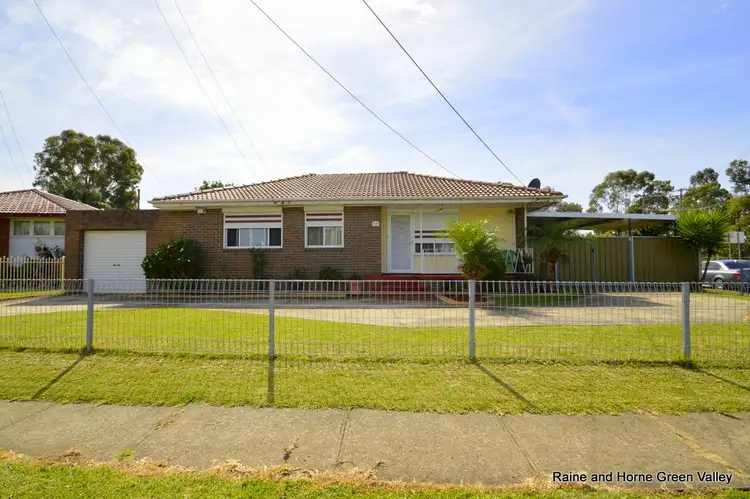 49 Finisterre Avenue, Whalan NSW 2770