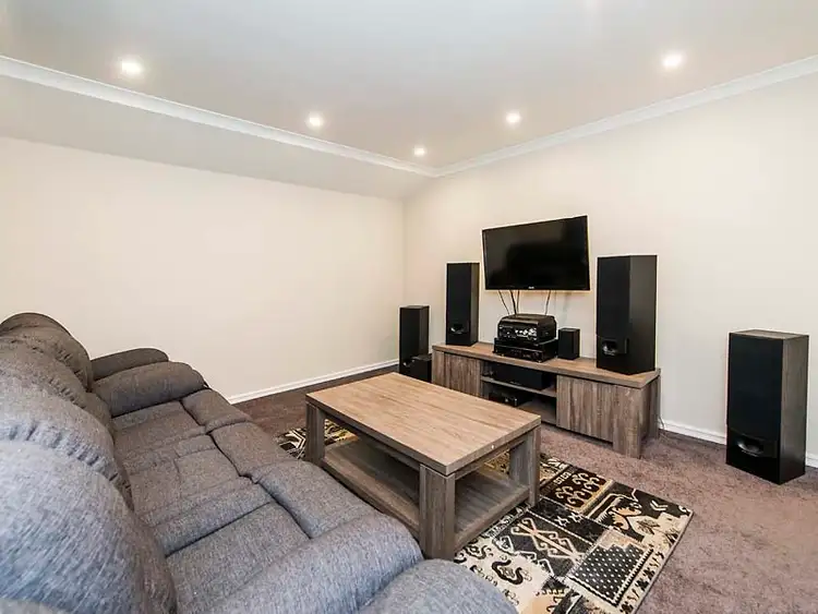 4C Stirling Crescent, High Wycombe WA 6057