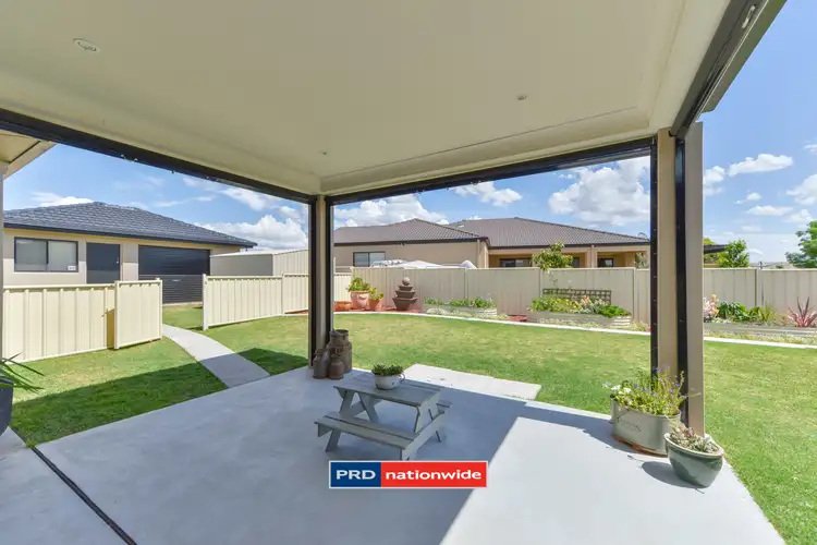 Sixth view of Homely house listing, 1 Yarraga Place, Tamworth NSW 2340