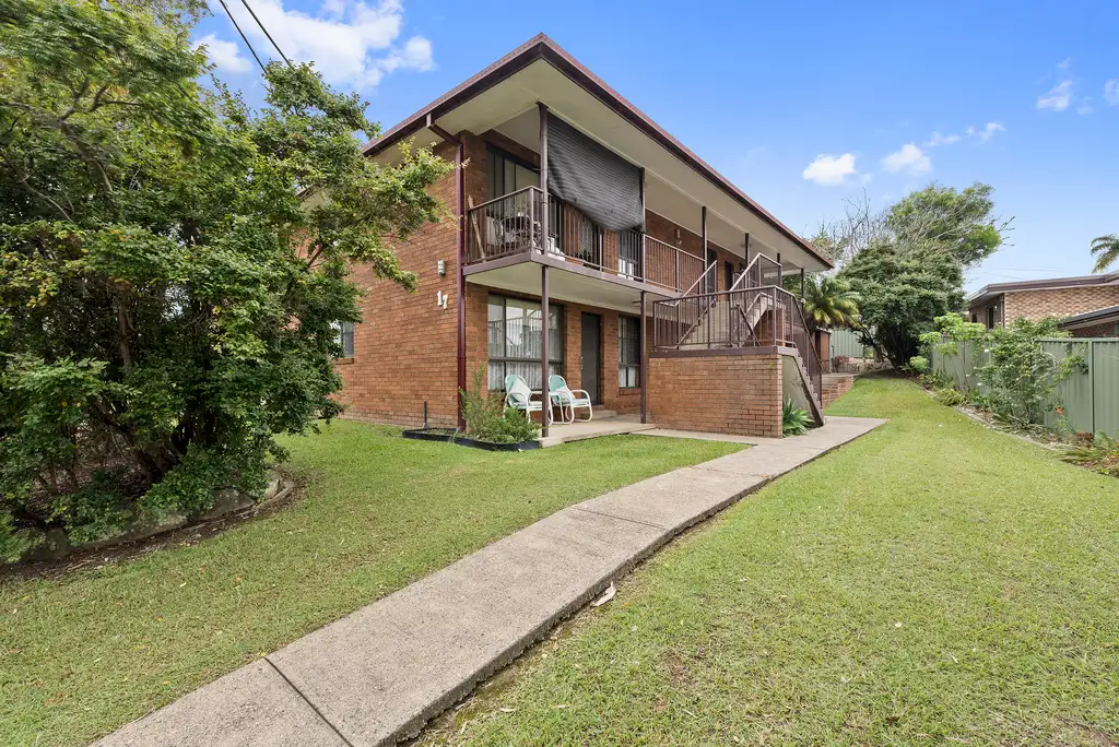 Main view of Homely unit listing, 2/17 Corambara Crescent, Toormina NSW 2452