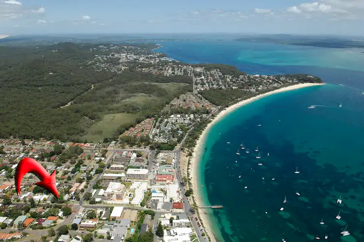 19 Tomaree Road, Shoal Bay NSW 2315