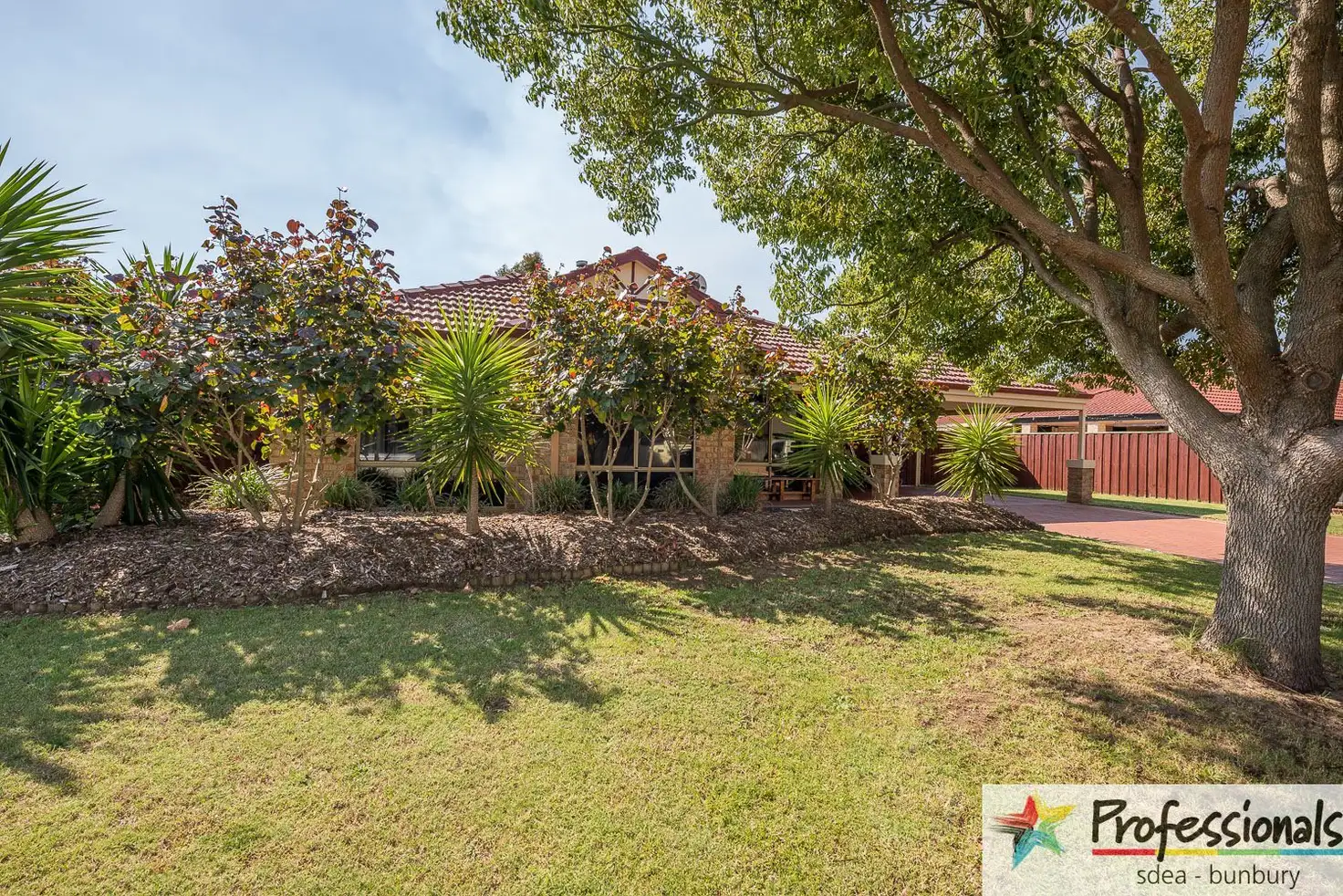 Main view of Homely house listing, 43 Macquarie Drive, Australind WA 6233