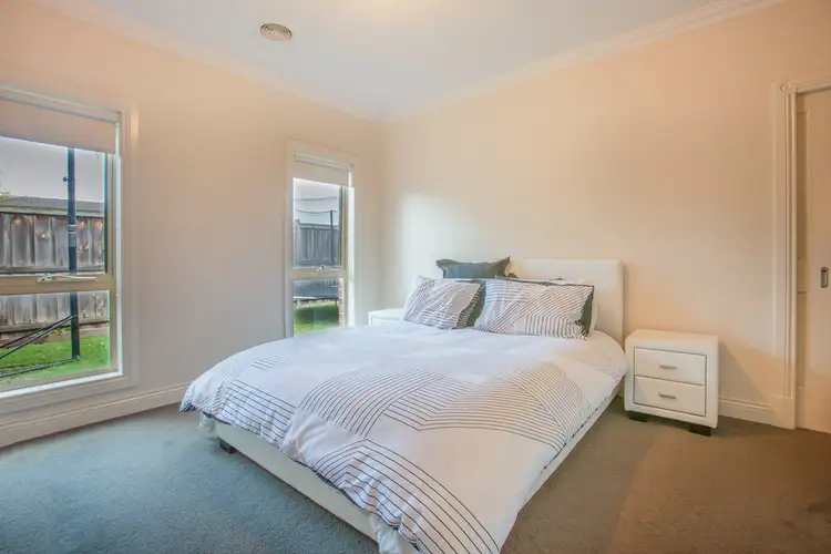 Fifth view of Homely house listing, 1/5 Hardy Drive, Trafalgar VIC 3824