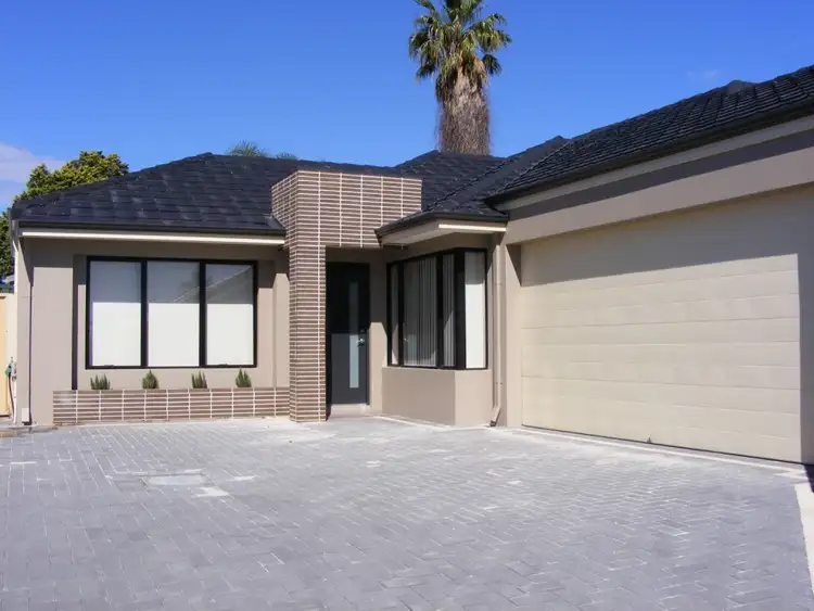 15 B Puttenham Street, Morley WA 6062