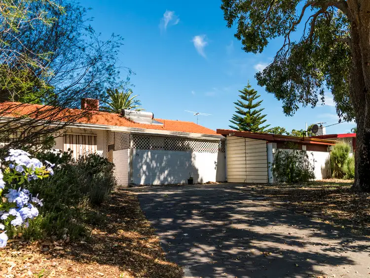 39 Netherwood Road, High Wycombe WA 6057